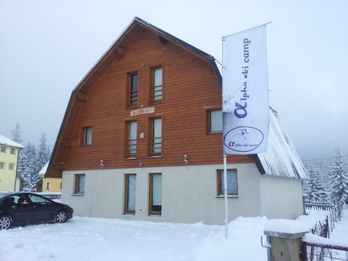 Posada Guest House Alpha Ski Camp