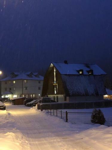 Posada Guest House Alpha Ski Camp