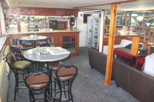 Hostal Rooms Zebax