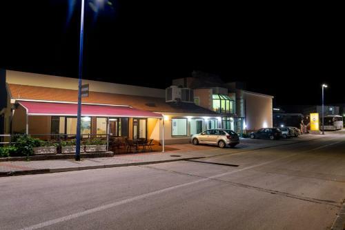 Hotel Adria