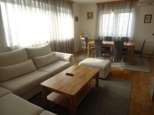 Apartman Kula