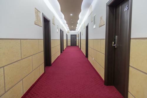 Hostel Tron