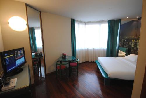 Hotel Business
