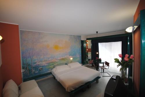 Hotel Business