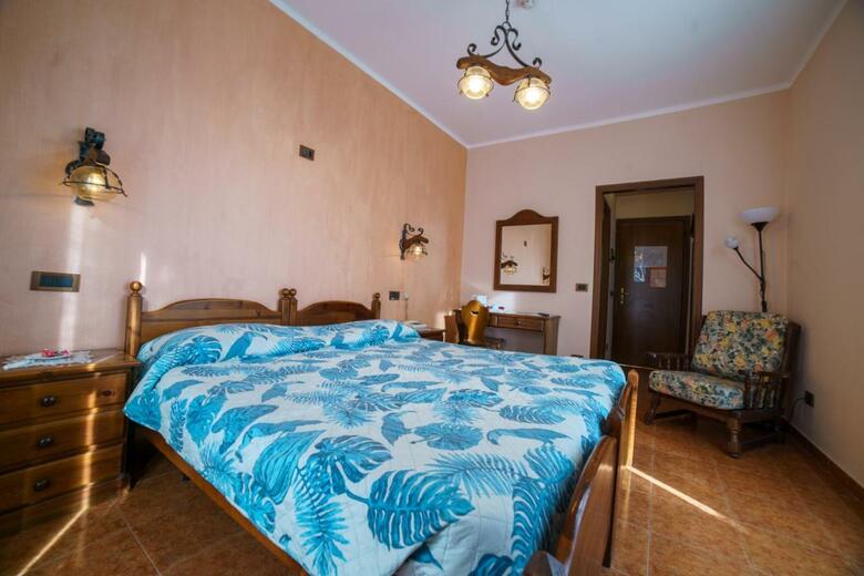 Hotel Lago Bin