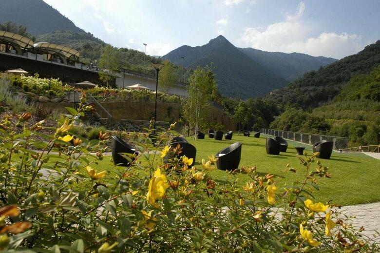 Hotel Lago Bin