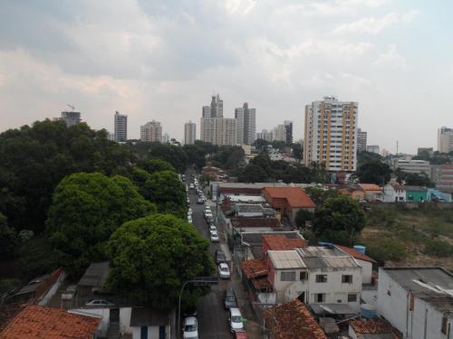 Apartamento Leblon - Cuiab�