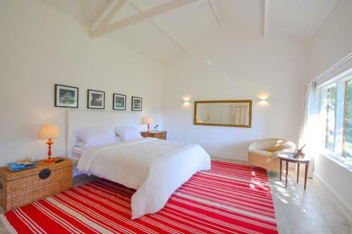 Hotel Roots - Resort