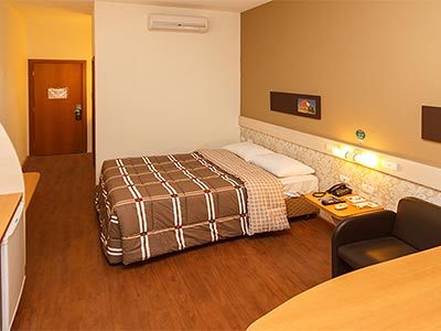 Hotel 10 Palmas