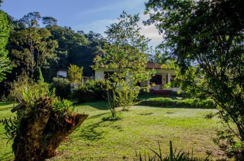 Rancho Do Pav�o Charmoso Chal�