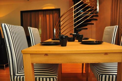 Tat Place Hotel