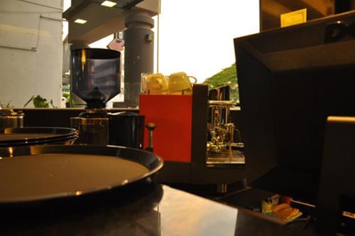 Tat Place Hotel