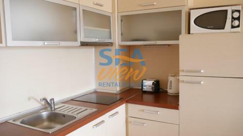 Apartamentos Sea View Rental Front Beach