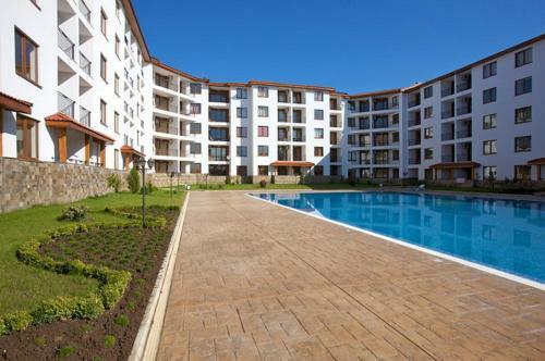 Apartments In Complex Apolon
