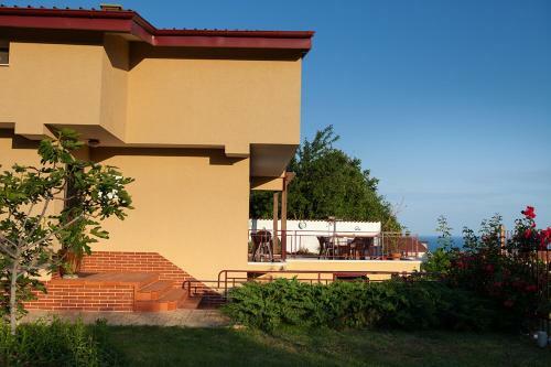 Villa Omnia