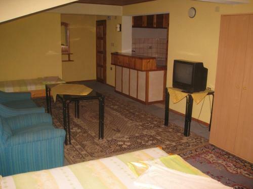 Hotel Barba Yani