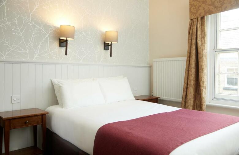 Lamb Hotel