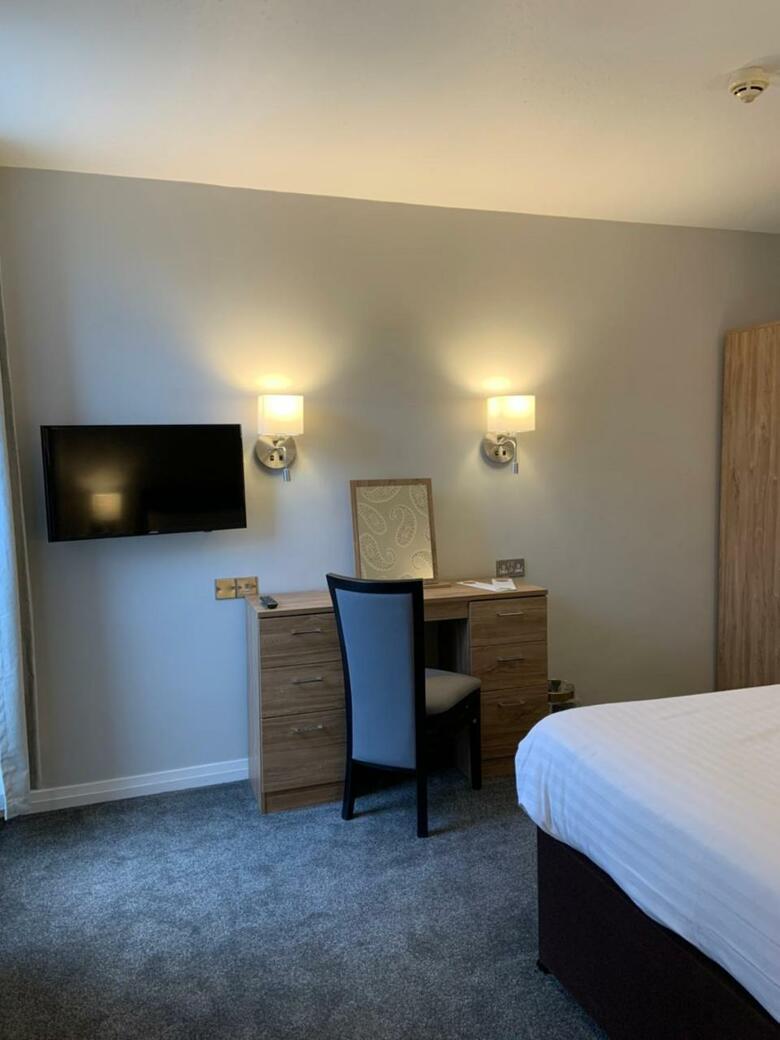 Hotel St James