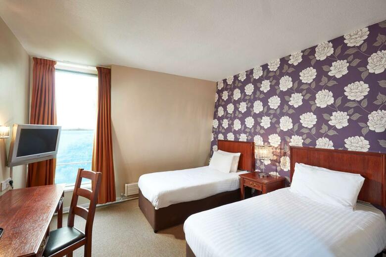 Hotel St James
