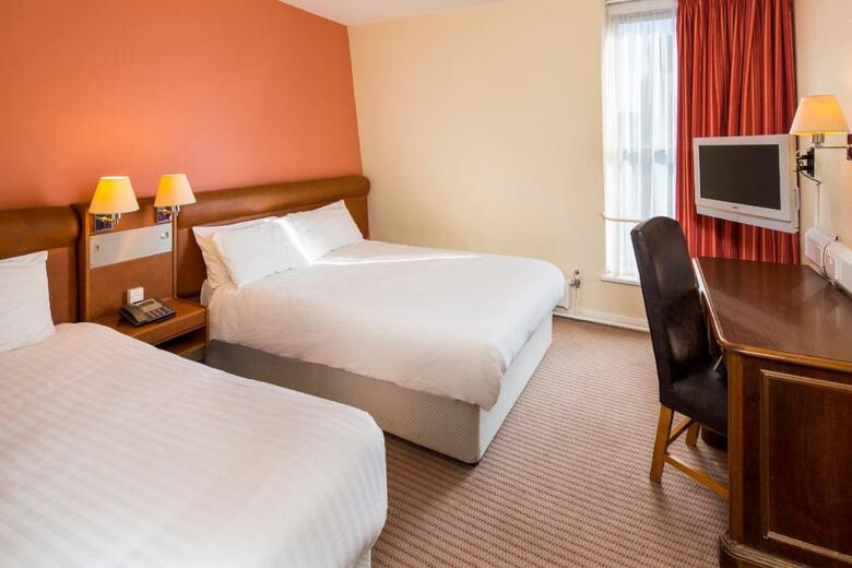 Hotel St James