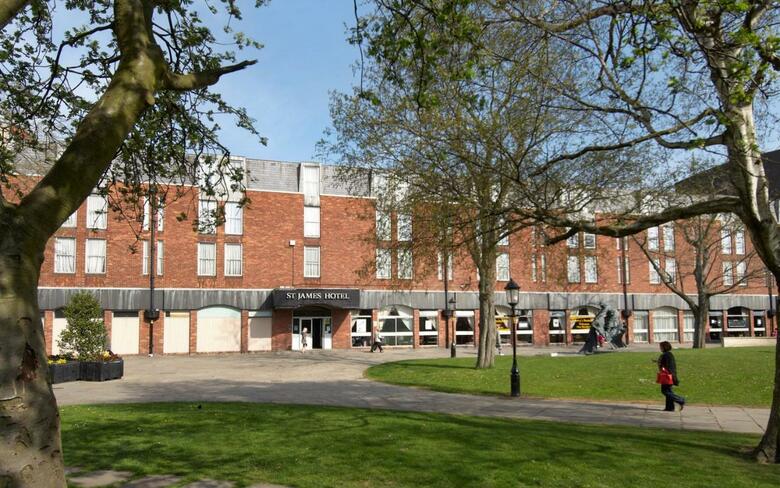 Hotel St James