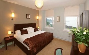 Rosslea Hall Hotel