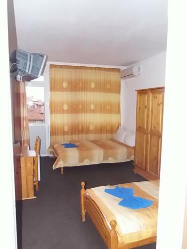 Hostal Zlatna Kotva - Andi