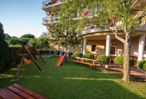 Family Hotel Dayana Beach