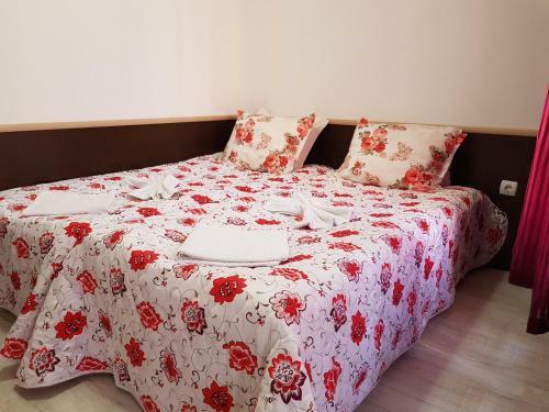 Mariya's Apartments