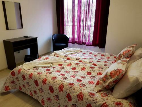 Mariya's Apartments