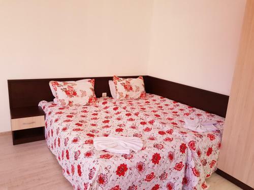 Mariya's Apartments
