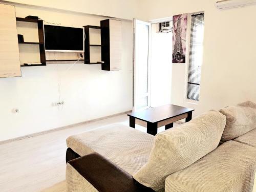 Mariya's Apartments