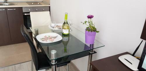 Mariya's Apartments