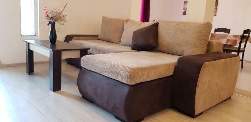 Mariya's Apartments