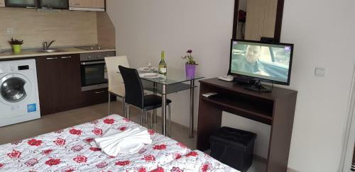 Mariya's Apartments