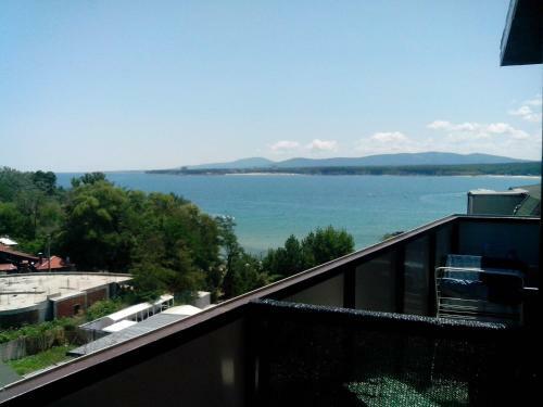 Hotel La Piazza Primorsko Rooms & Apartments