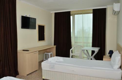 Hotel La Piazza Primorsko Rooms & Apartments