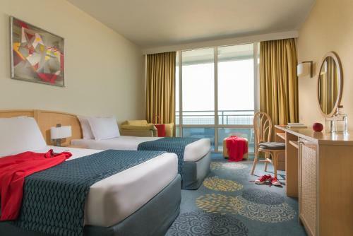 Hotel Fenix - Halfboard