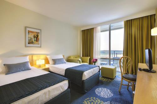 Hotel Fenix - Halfboard