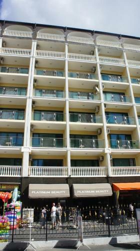 Miramar Front Beach Self Catering Apartments