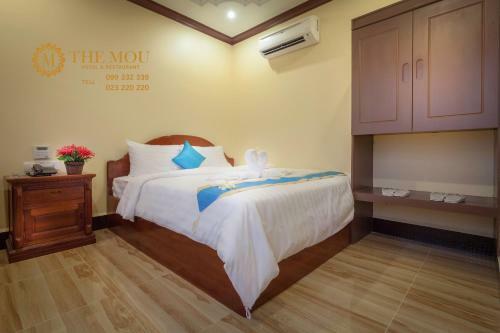 The Mou Hotel