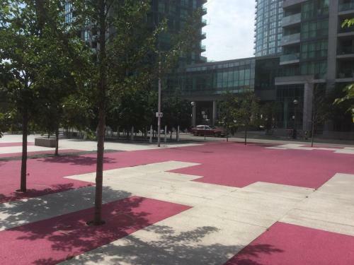 Modern Apartment & Private Parking