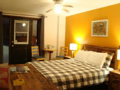 Ancestral Knowlton B&B