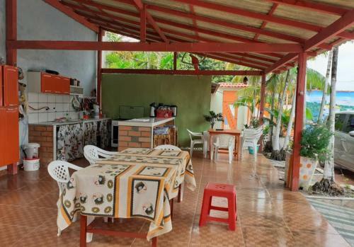 Hostal Pousada Arara