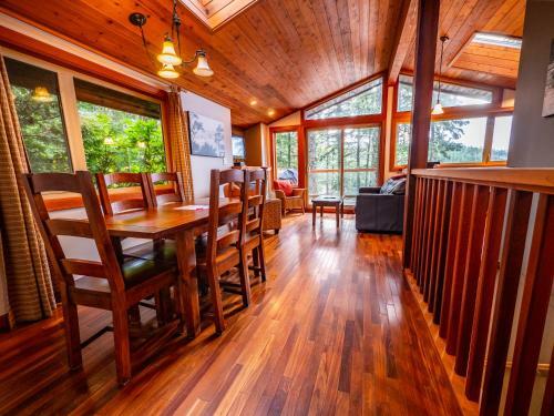 The Cabins At Terrace Beach