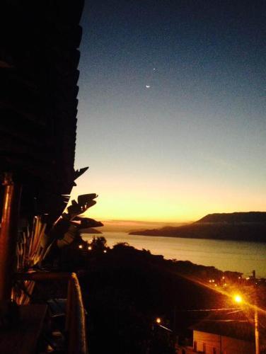 Ocean View Em Holiday Home