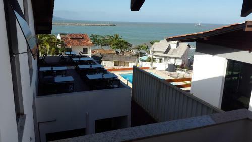 Hostal Pousada Cabe�udas