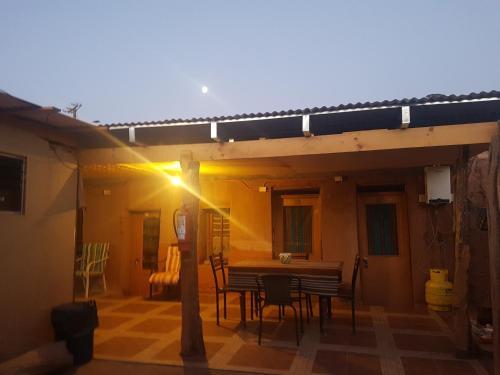Hostal La Casa Blanca