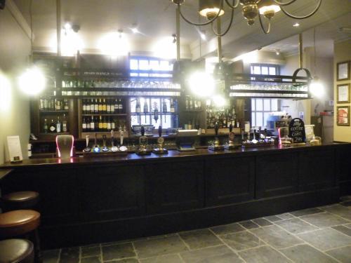 Hotel Saracens Head