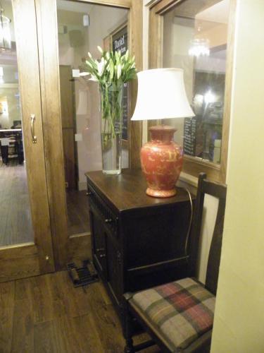 Hotel Saracens Head
